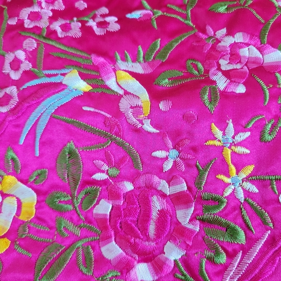 Embroidered Jewelry Travel Bag in Luxurious Black Satin NWT - Picture 8 of 14